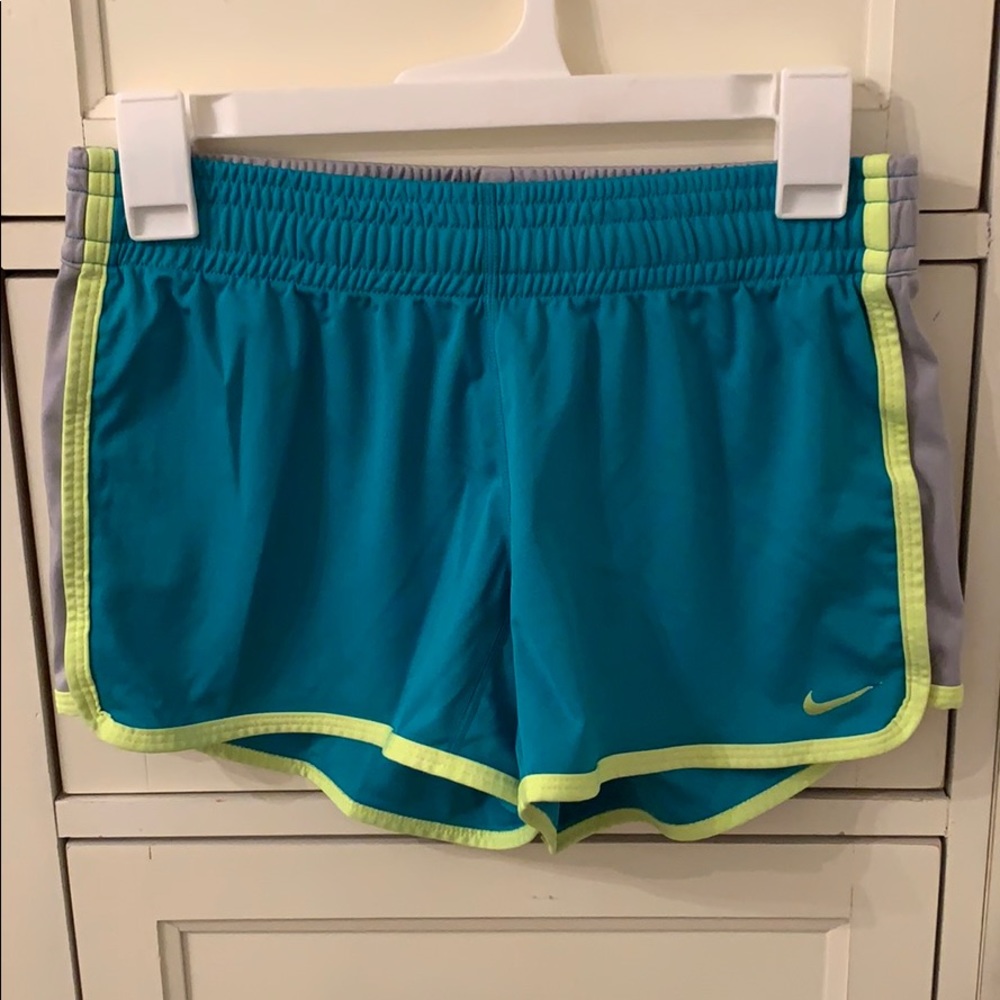 Nike Dri-Fit shorts💛
